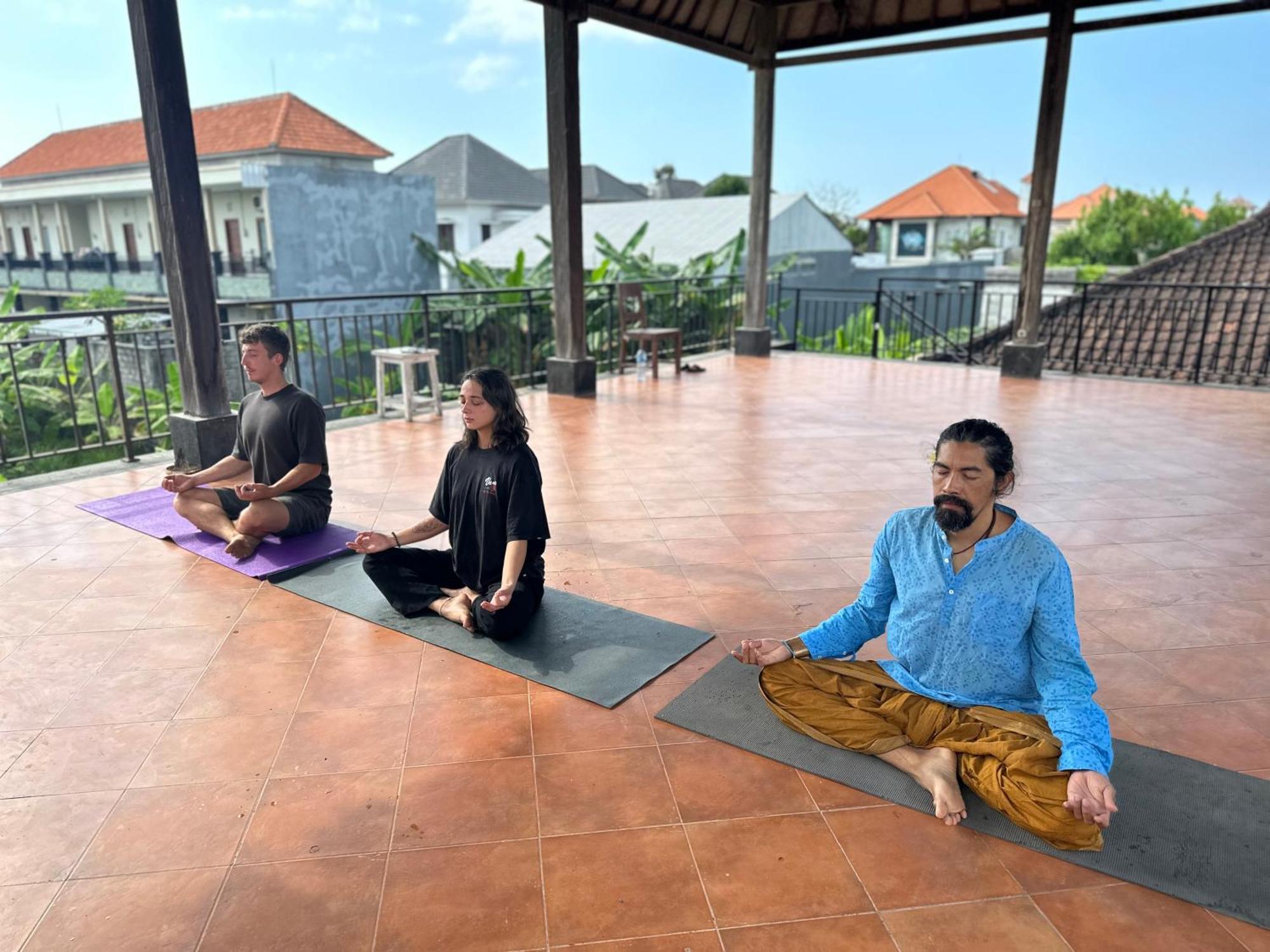 Diuma Residence Yoga Meditation Retreat And Healing Center Sanur Εξωτερικό φωτογραφία