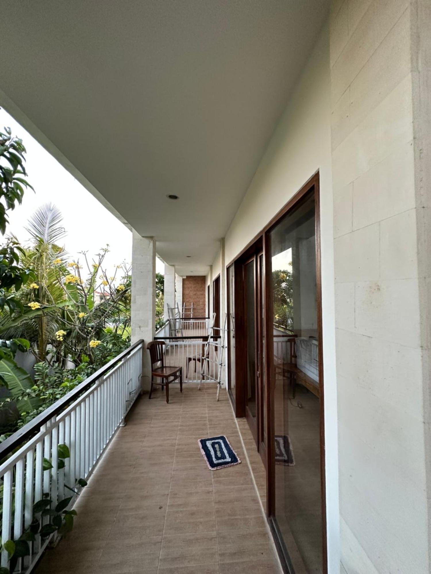Diuma Residence Yoga Meditation Retreat And Healing Center Sanur Εξωτερικό φωτογραφία