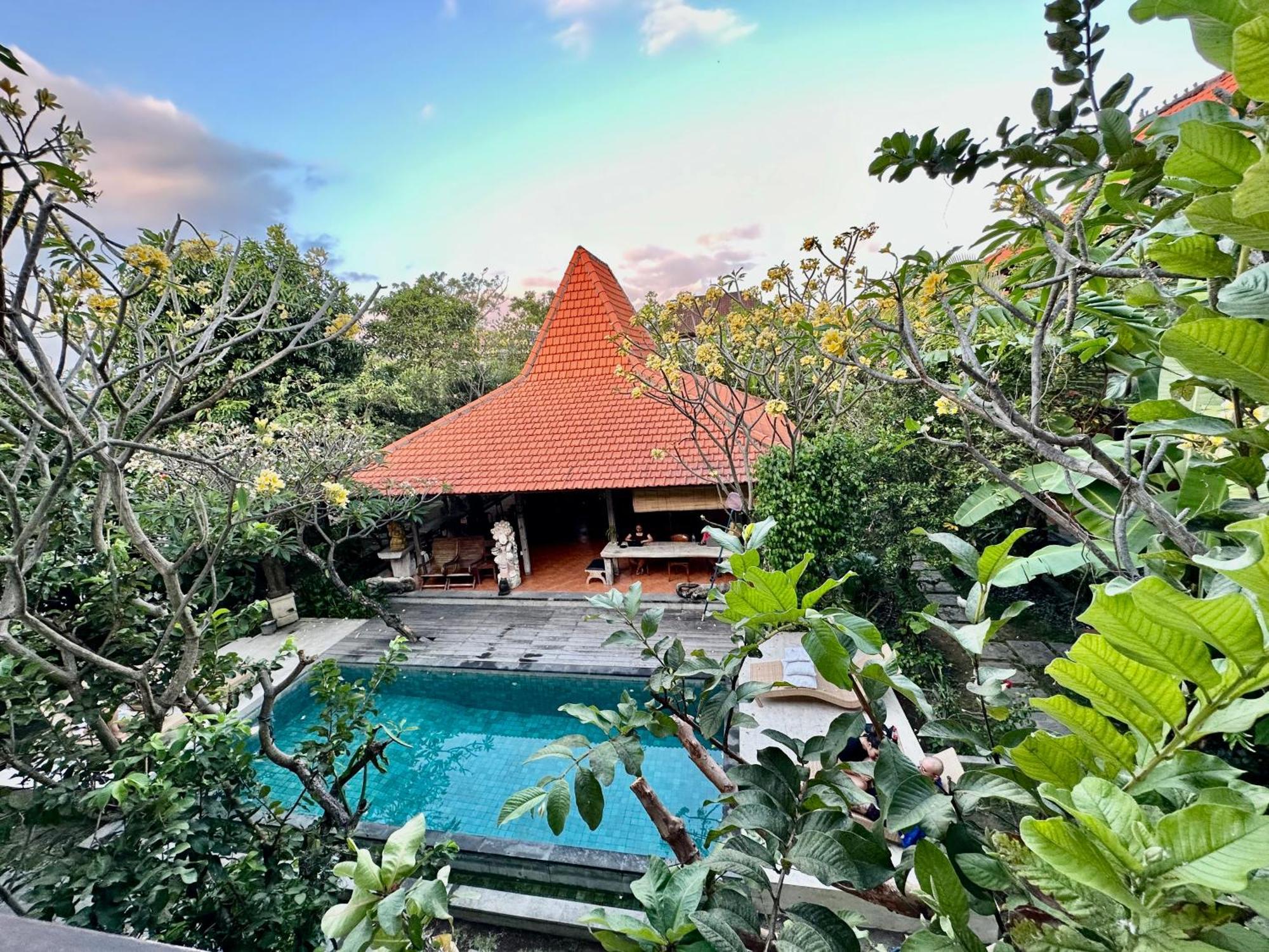 Diuma Residence Yoga Meditation Retreat And Healing Center Sanur Εξωτερικό φωτογραφία