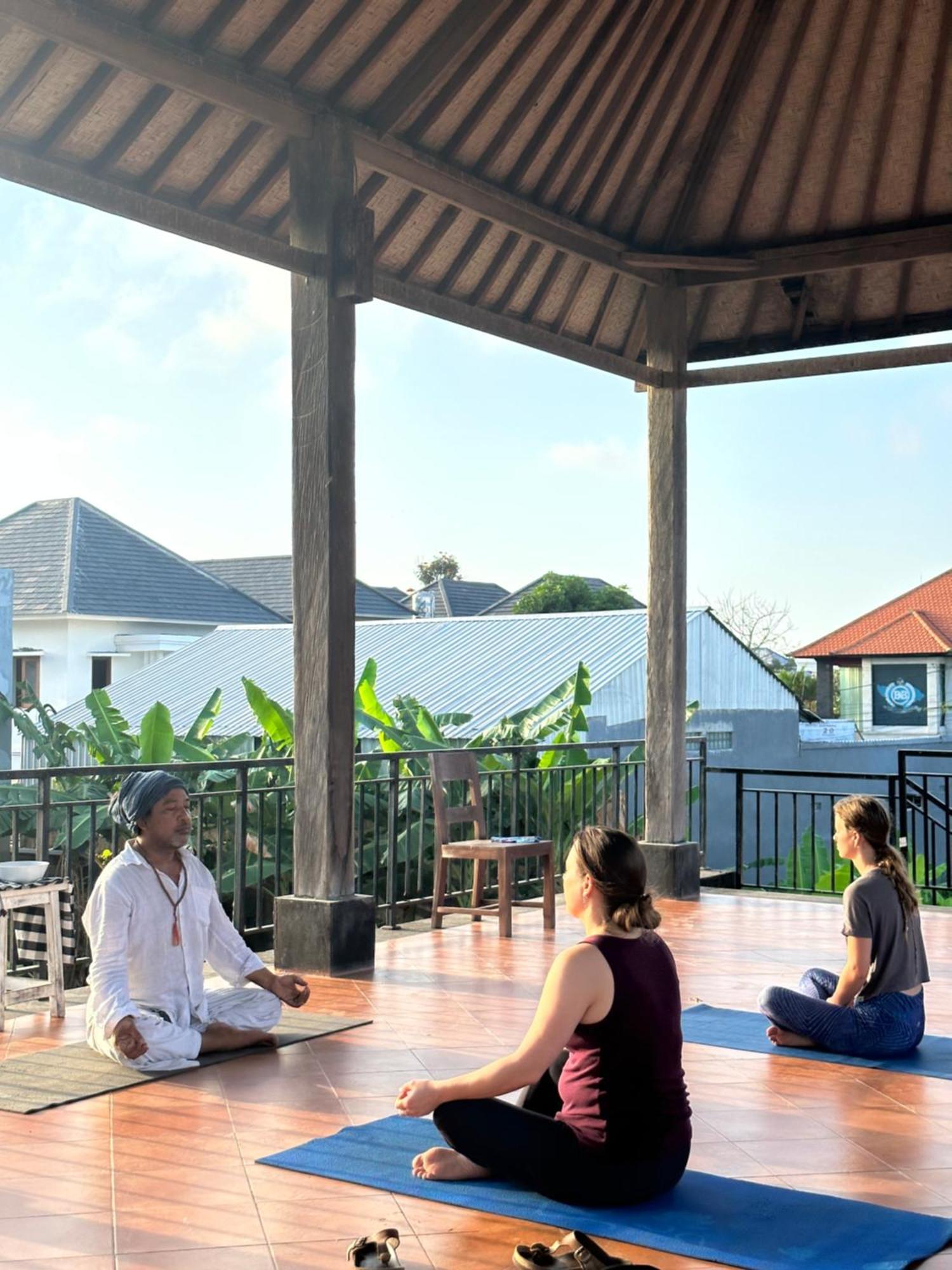 Diuma Residence Yoga Meditation Retreat And Healing Center Sanur Εξωτερικό φωτογραφία